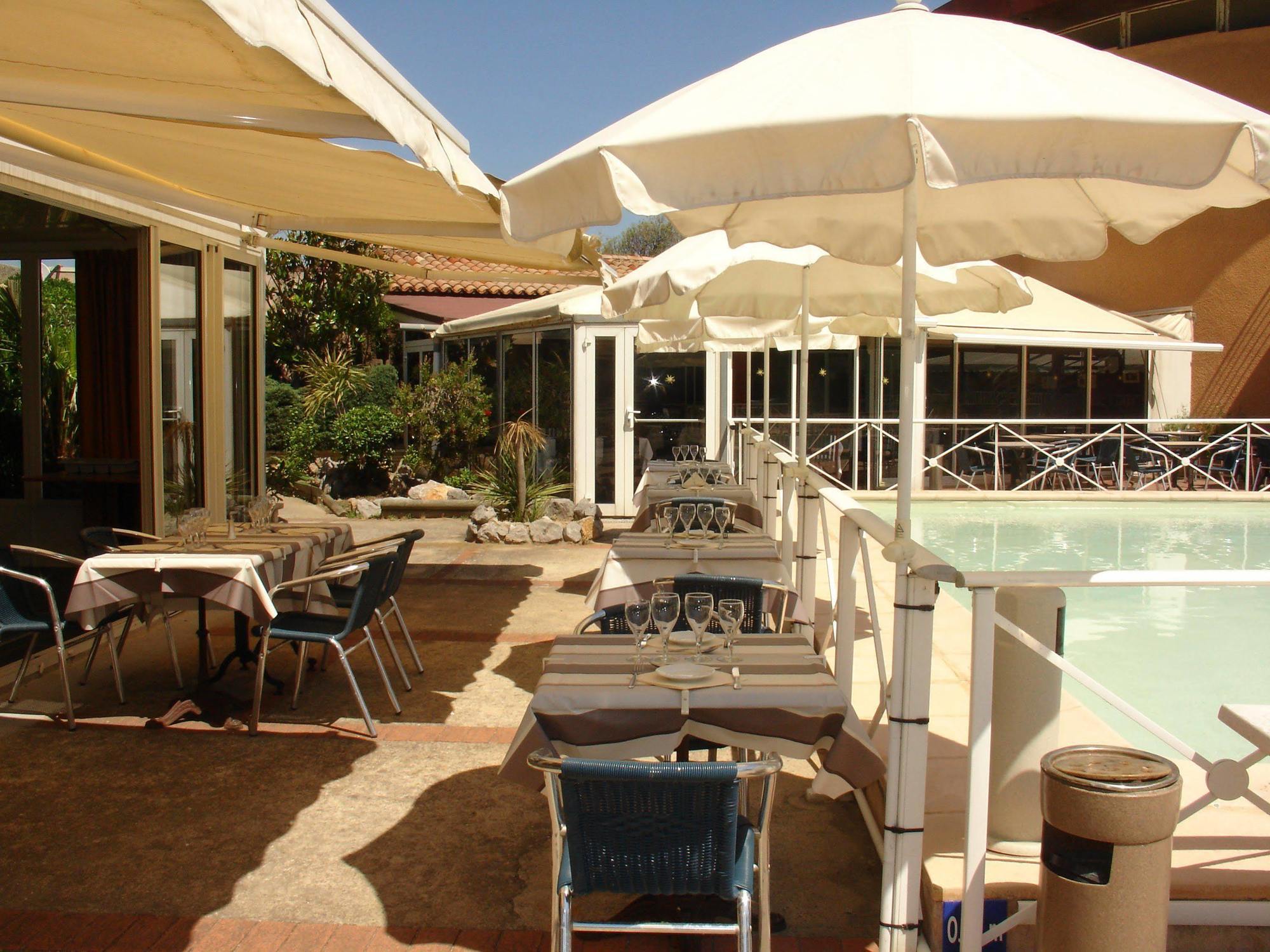 Hotel Le Phoebus Garden & Spa กรุยซ็อง ร้านอาหาร รูปภาพ