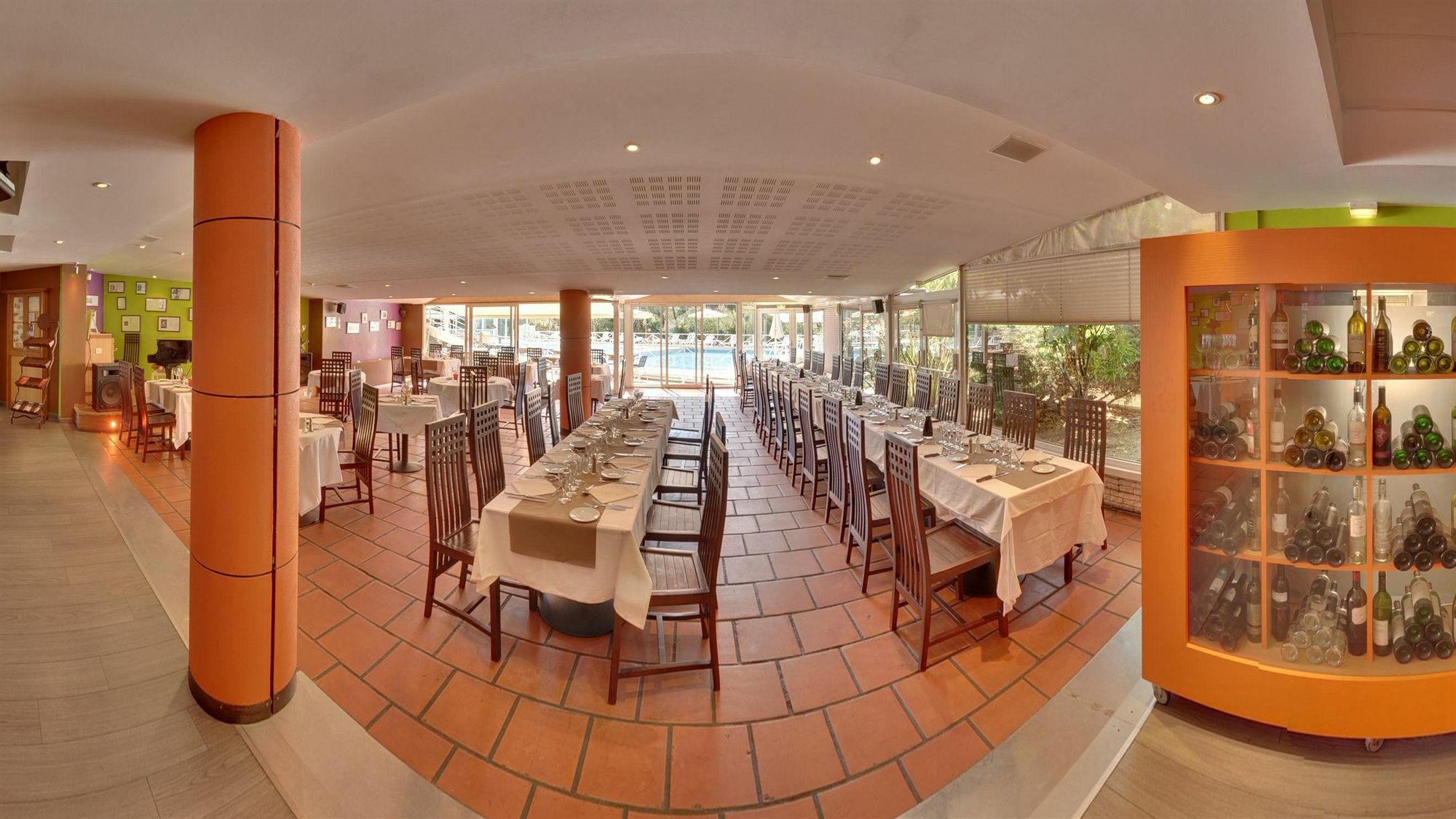 Hotel Le Phoebus Garden & Spa กรุยซ็อง ภายนอก รูปภาพ