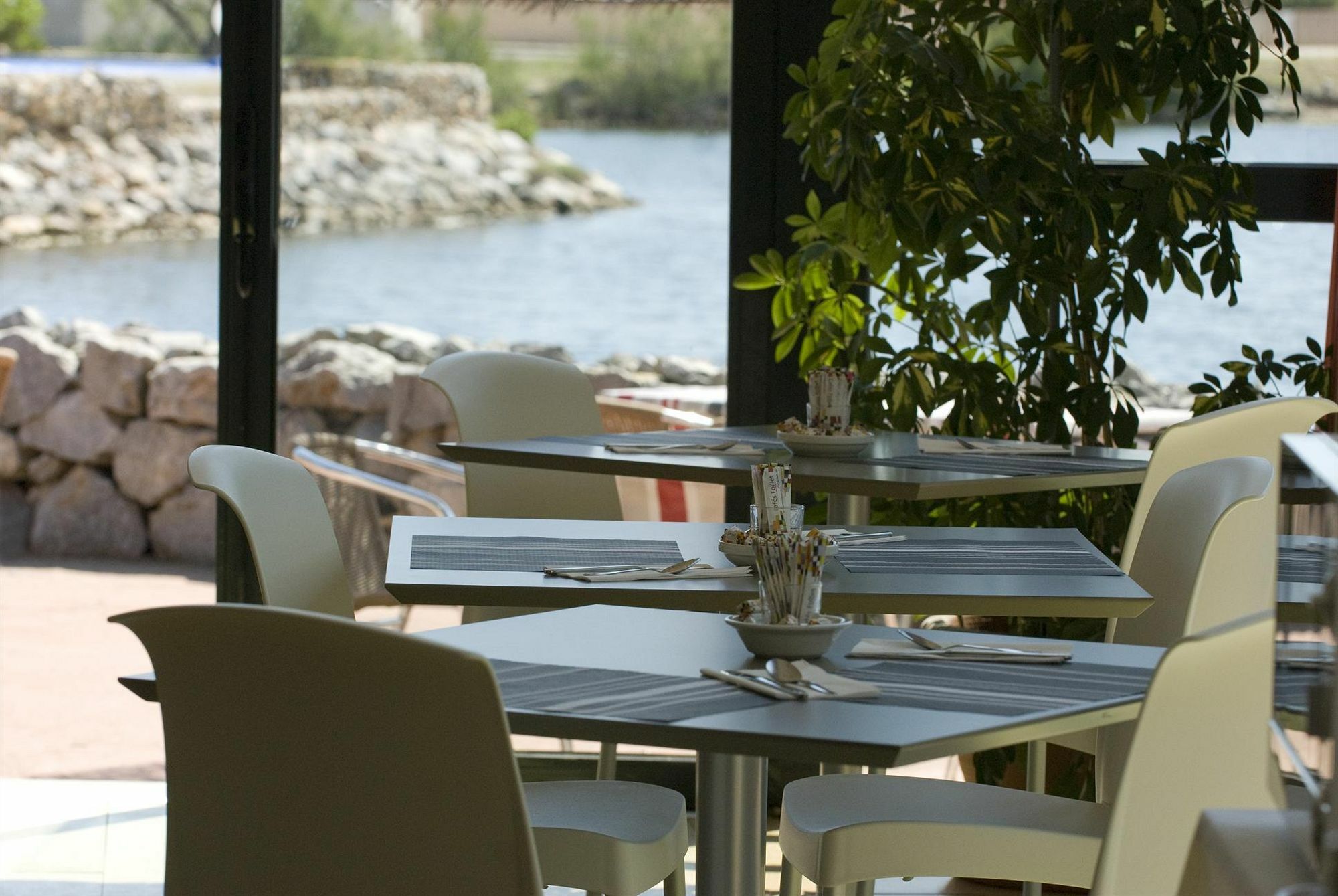 Hotel Le Phoebus Garden & Spa กรุยซ็อง ภายนอก รูปภาพ