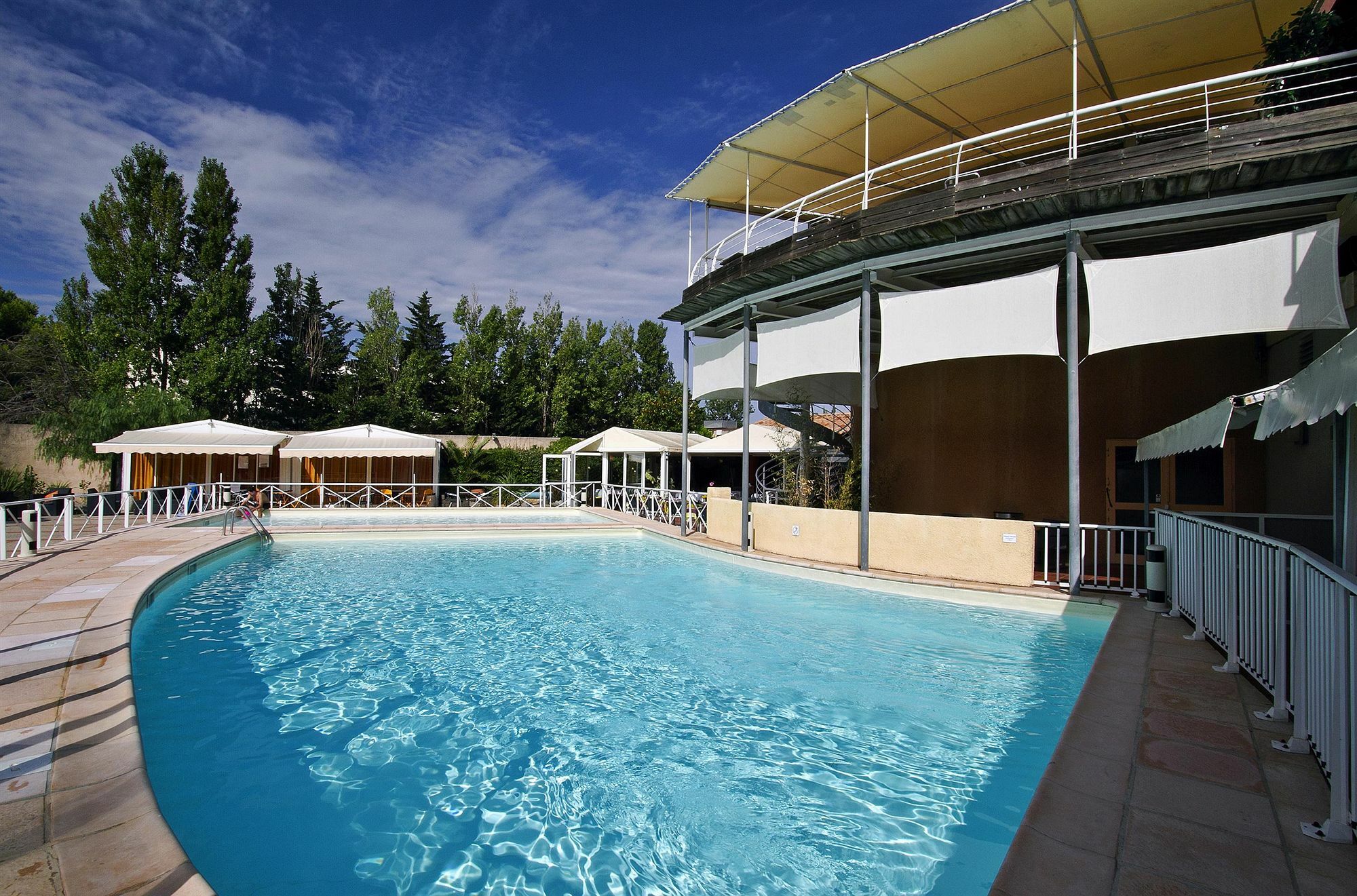 Hotel Le Phoebus Garden & Spa กรุยซ็อง ภายนอก รูปภาพ